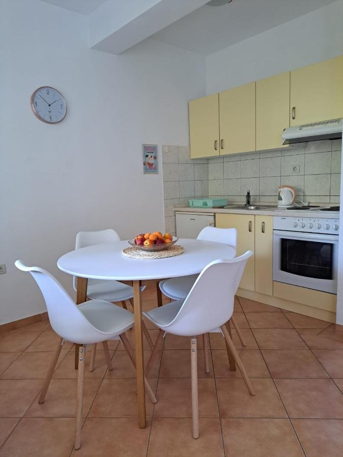 Jele Apartamento Makarska Exterior foto